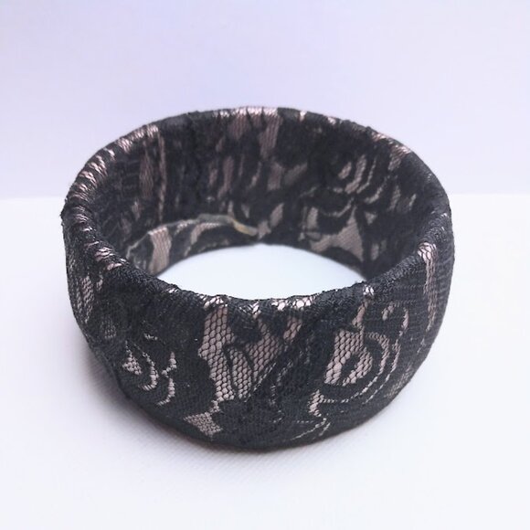 Black Lace Floral Mesh Wrapped Bangle Bracelet Emo Whimsigoth Punk Cosplay Edgy - Picture 1 of 5